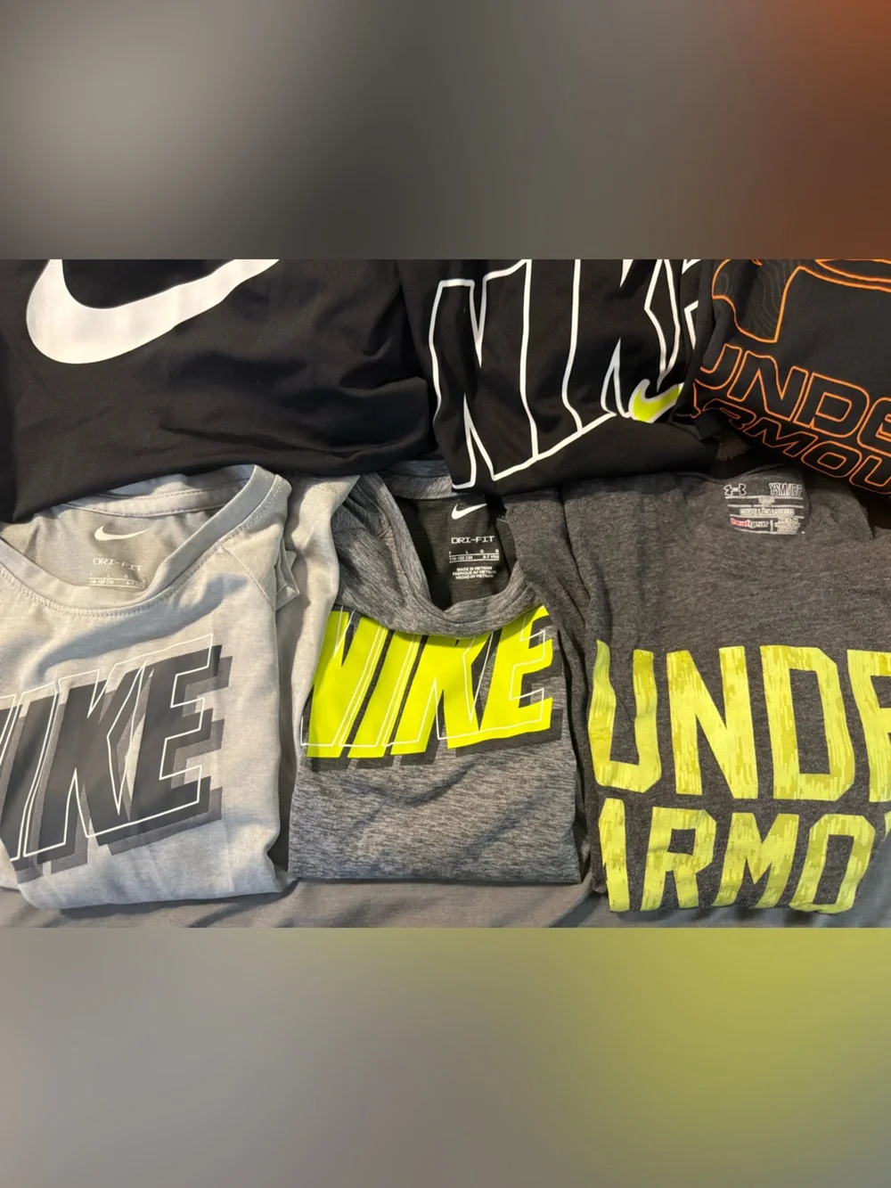 Nike and Under Armor boys lot 20 pieces